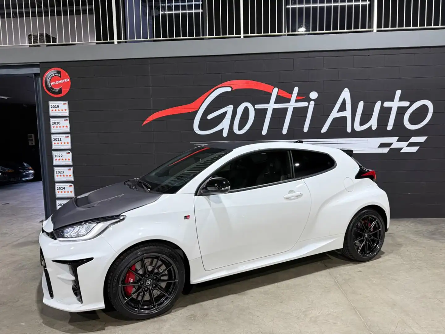 Toyota Yaris UFFICIALE ITALIANA STAGE 2 ACME PARI AL NUOVO Bianco - 2
