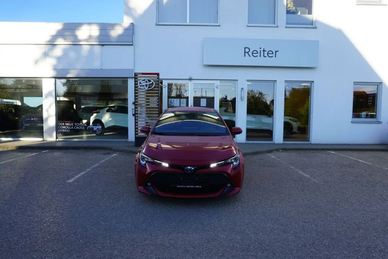 Toyota Corolla 1,8 Hybrid *KEYLESS*SHZ* Rot - 1