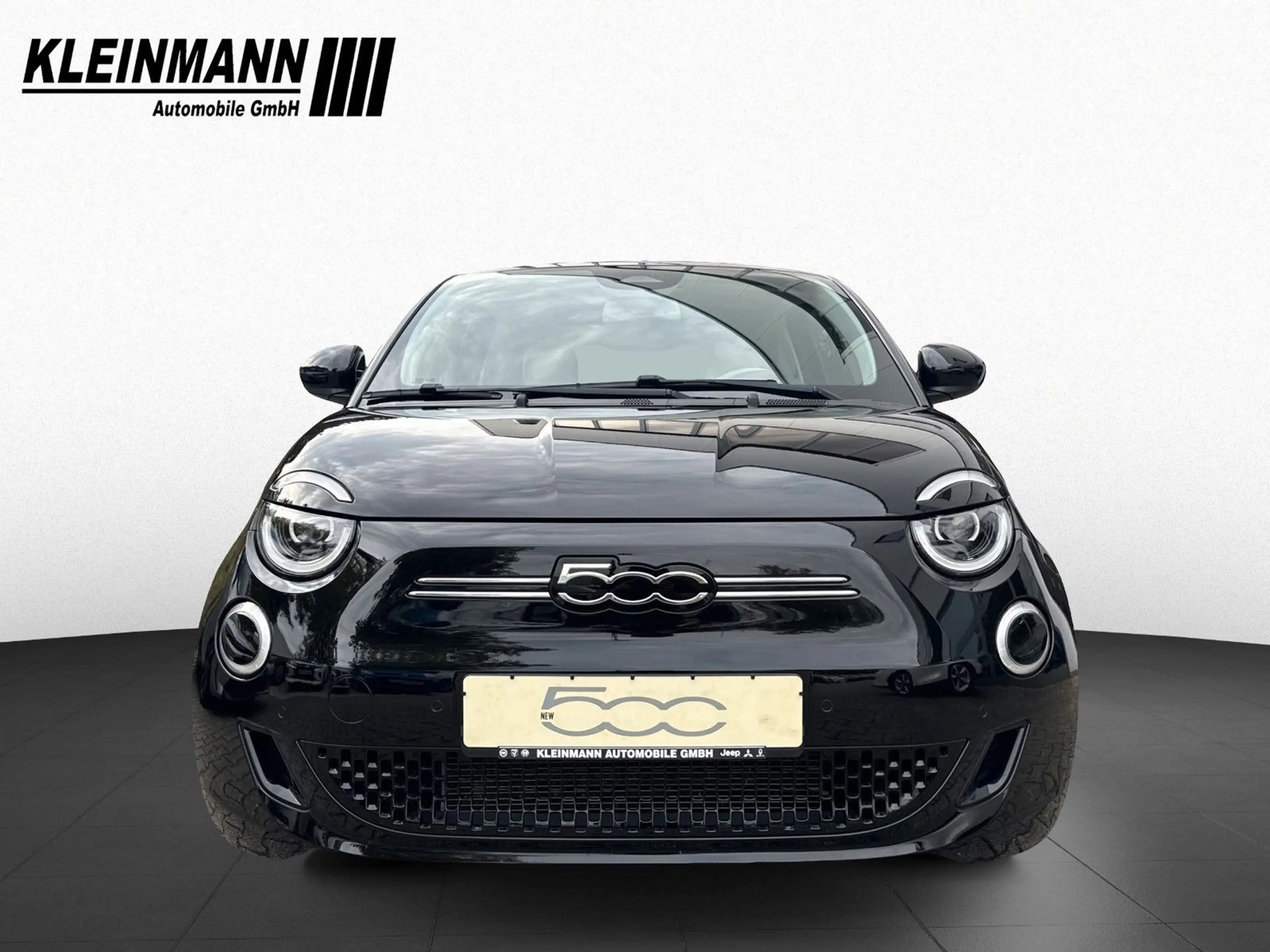 Fiat 500e La Prima 42kWh 118PS *Glasschiebedach* — photo 10