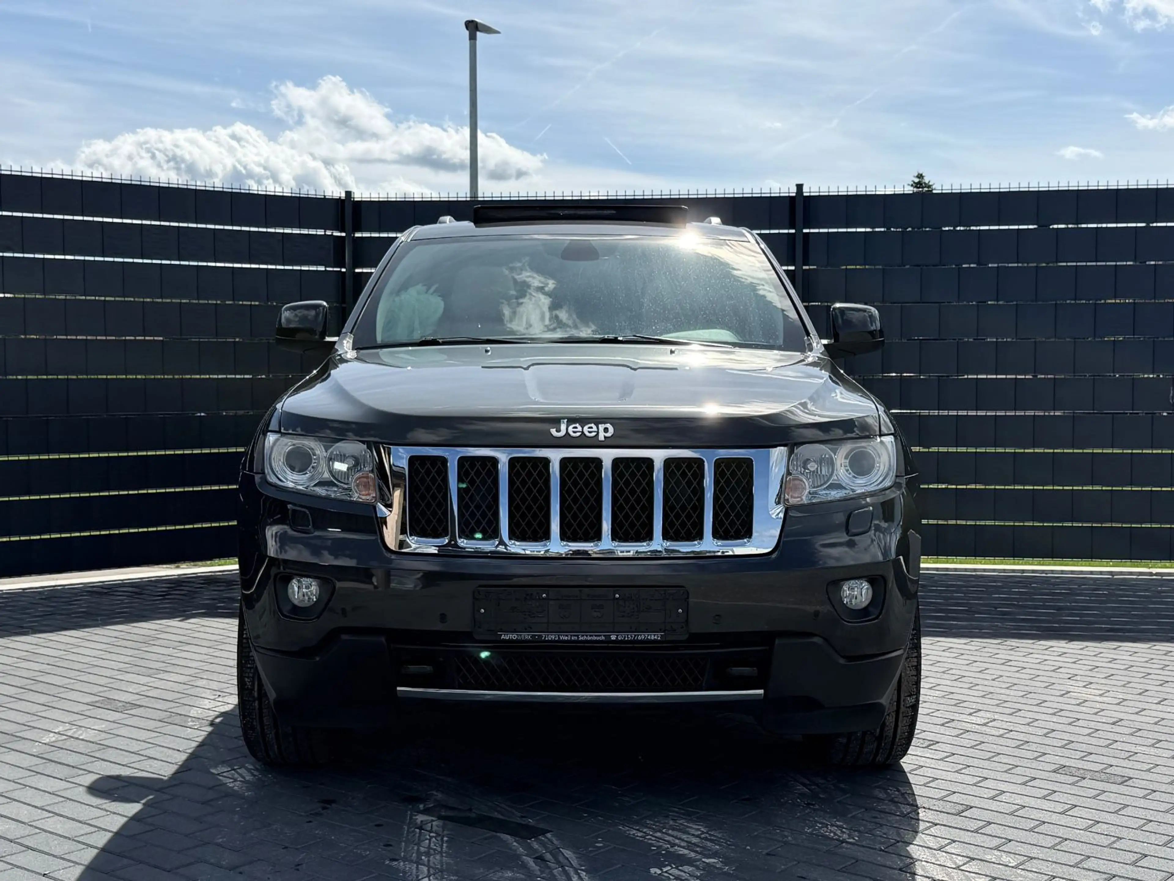 Jeep Grand Cherokee 3.6 V6 Overland 4x4*PANO*AHK* — photo 2