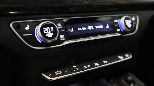 Audi Q5 view 29