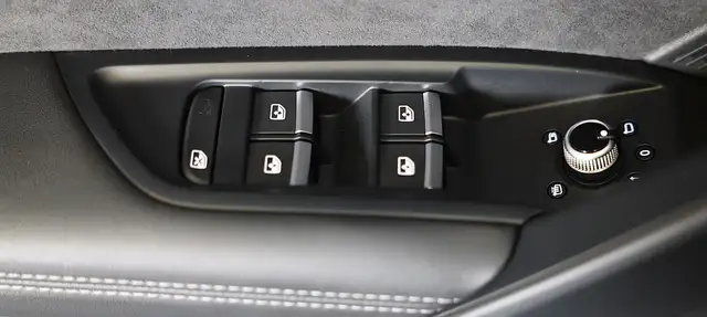 Audi Q5 view 24