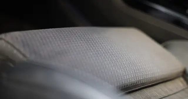 Audi Q5 view 21