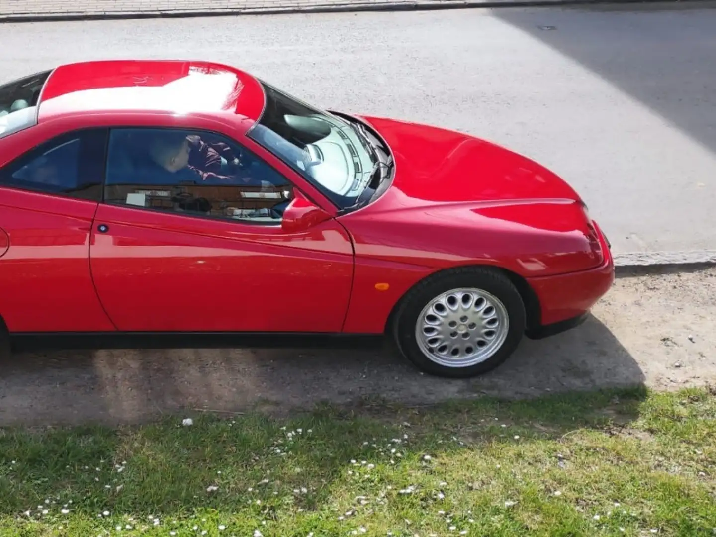 Alfa Romeo GTV 2.0i 16V Twin Spark Rouge - 2