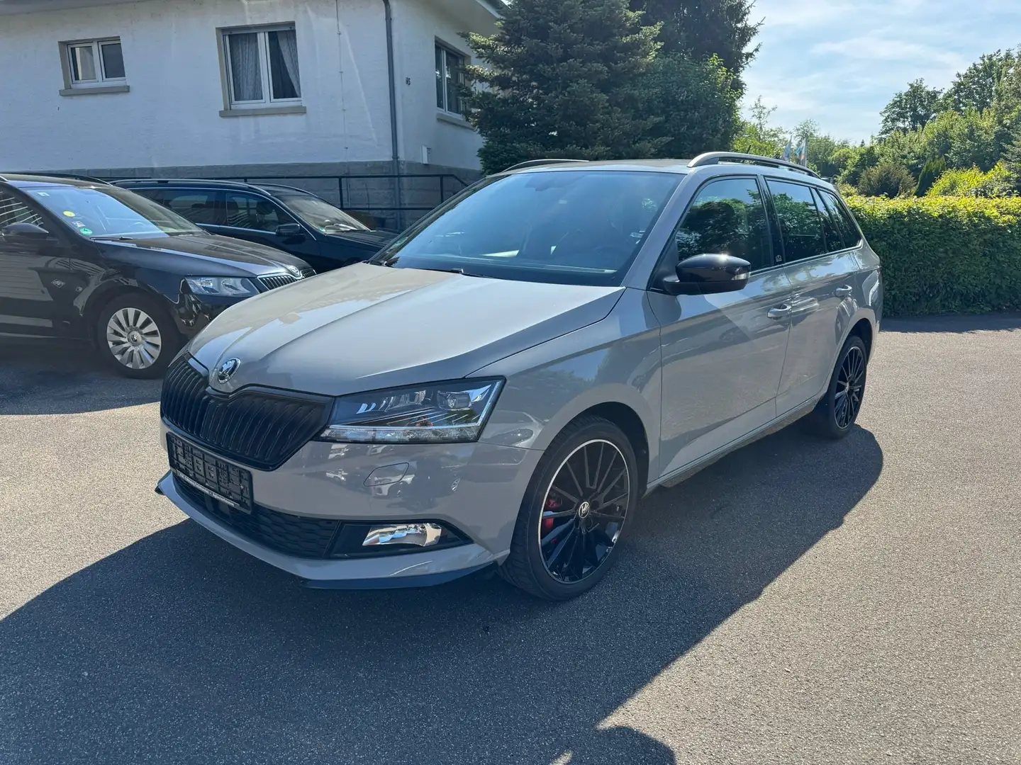 Skoda Fabia 1.0 TSI Combi Monte Carlo *6-Gang* Gris - 1