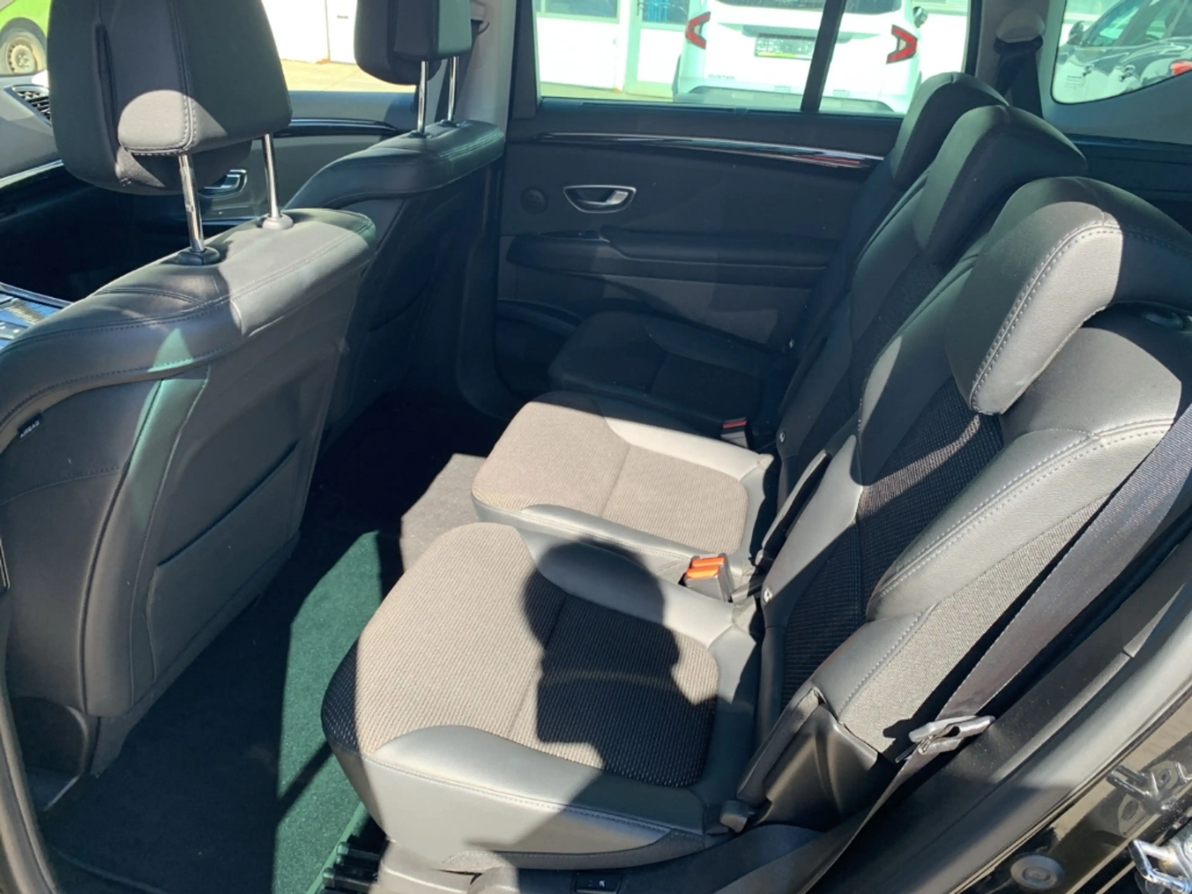 Renault Espace V INTENS 2.0 Intens BLUE dCi 190 EDC LED+PDC+SHZ+A — photo 11