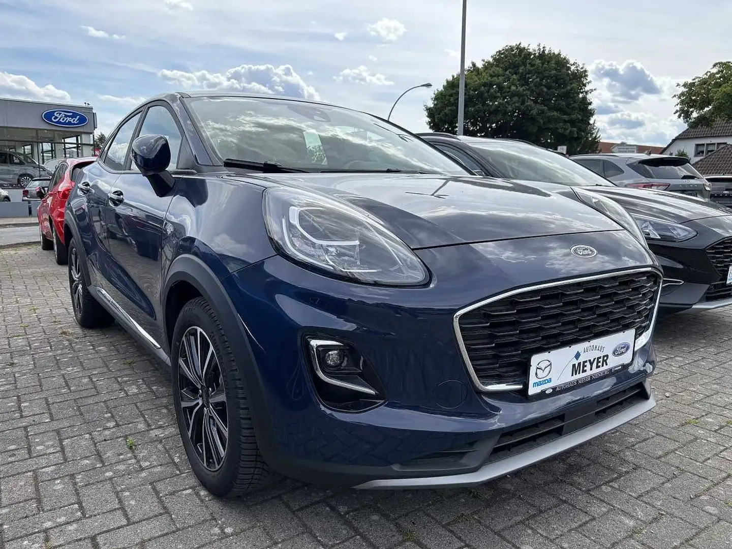 Ford Puma 1.0 EcoBoost M-Hybrid Titanium Blau - 1