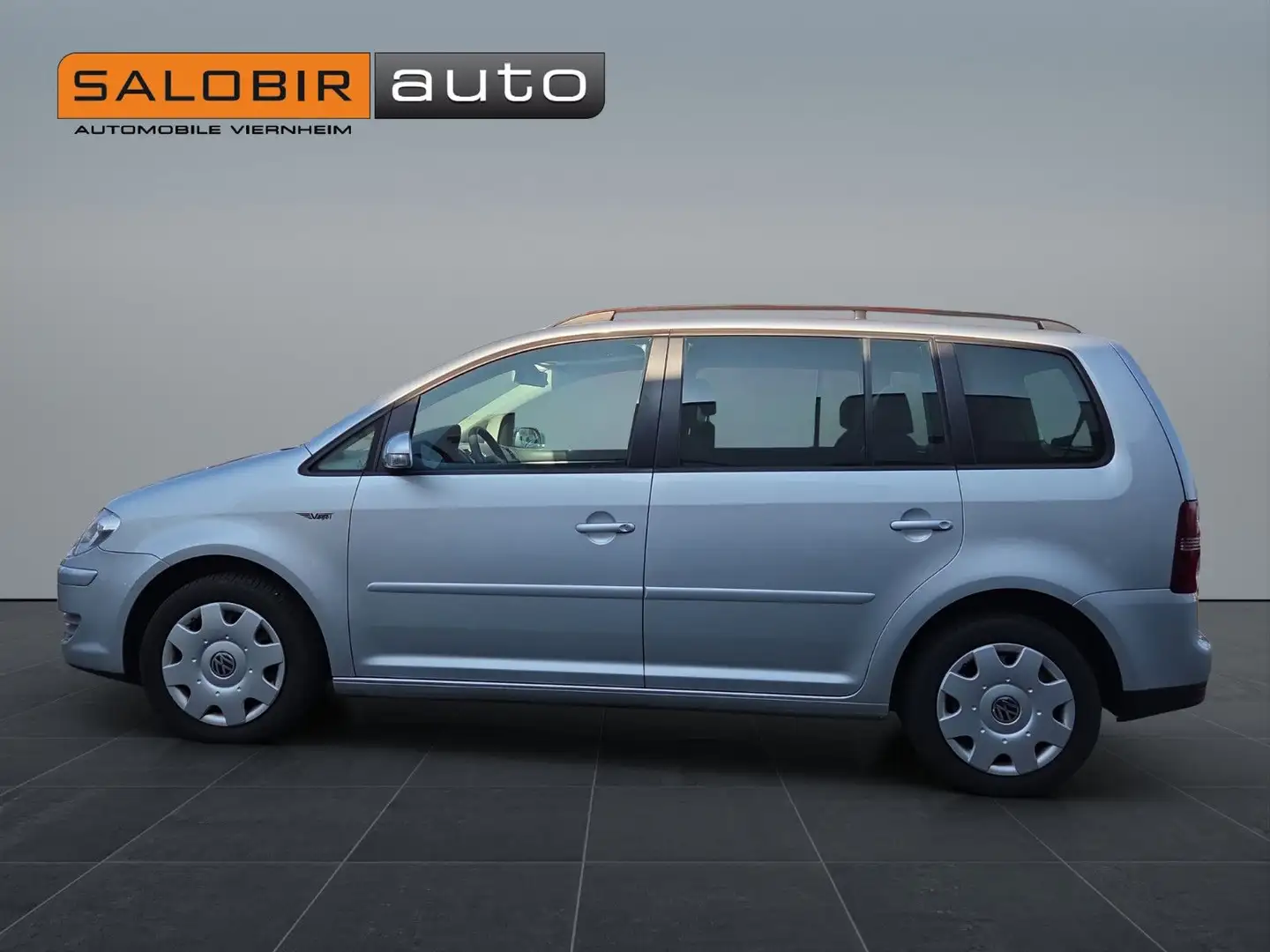 Volkswagen Touran 1.6 Klimaautomatik 7-Sitze Tempomat Silber - 2