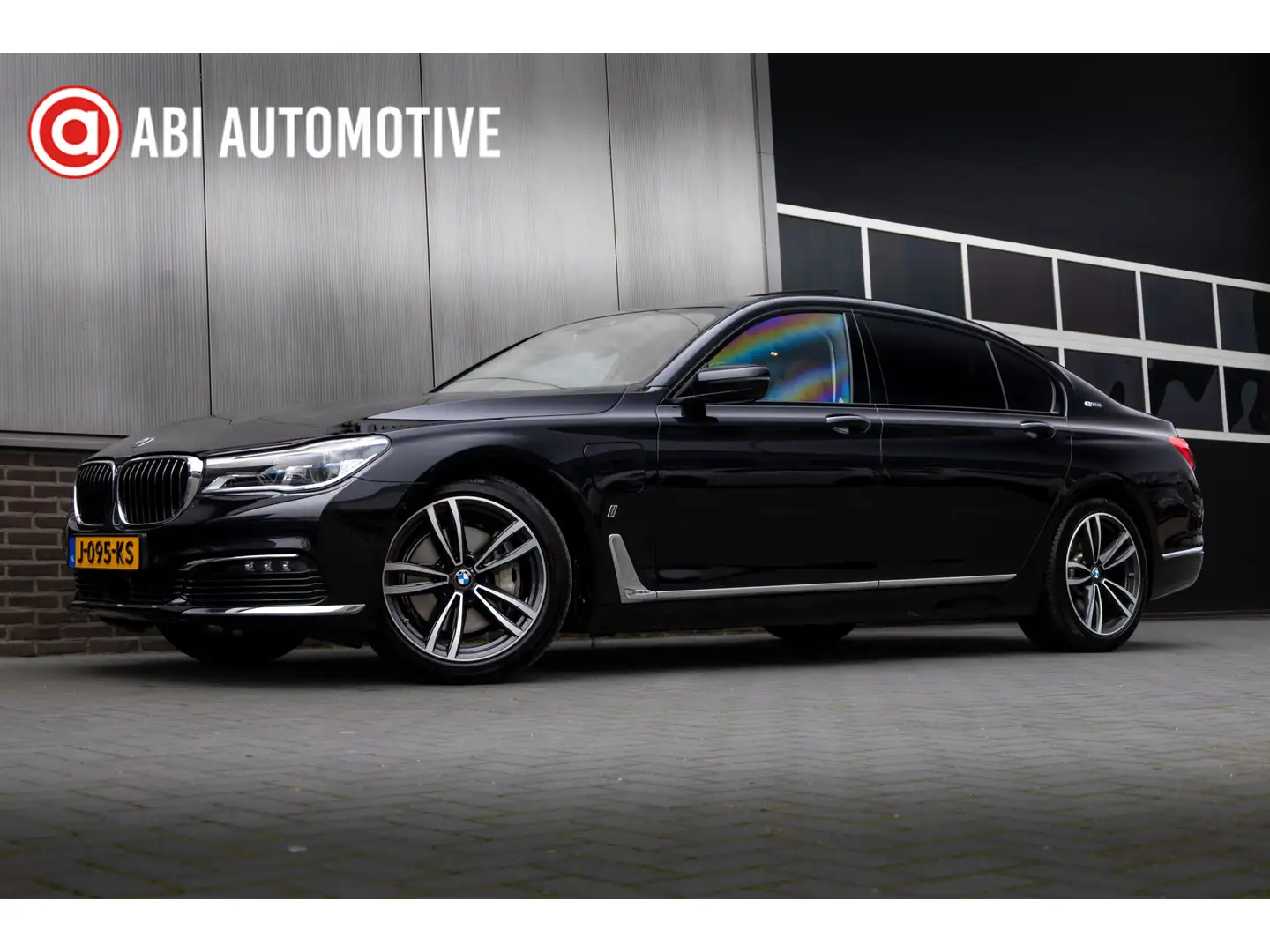 BMW 740 7-serie 740Le 327 pk xDrive iPerformance / Nieuwst Zwart - 1