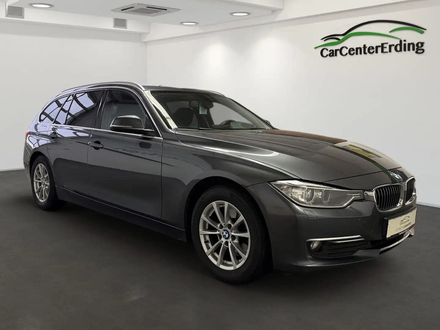 BMW 320 dTouring*Luxury Line*BiXenon*Navi*Tempo*PDC* Gris - 2