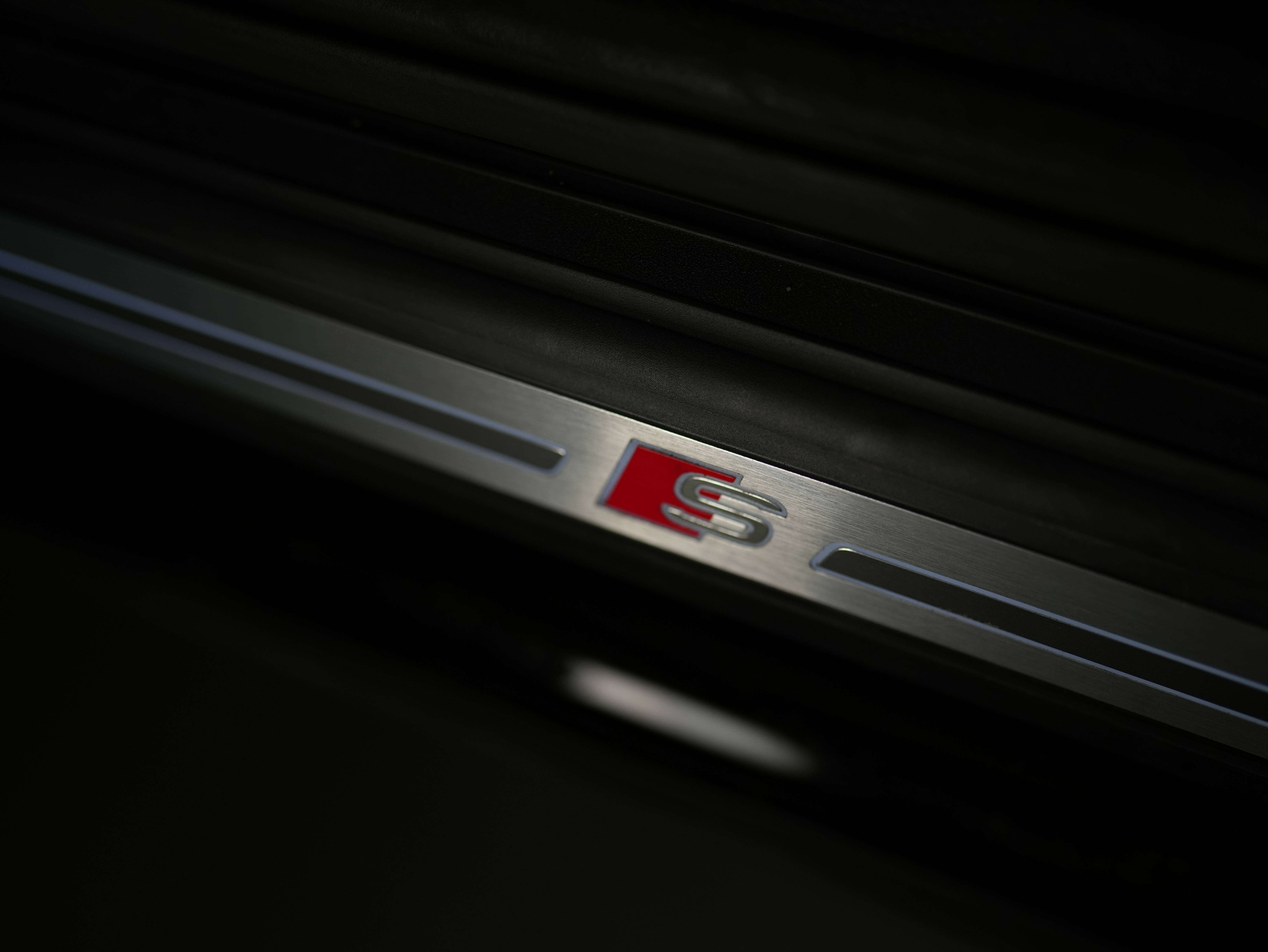 used 2022 Audi SQ5 car, priced at $48,900