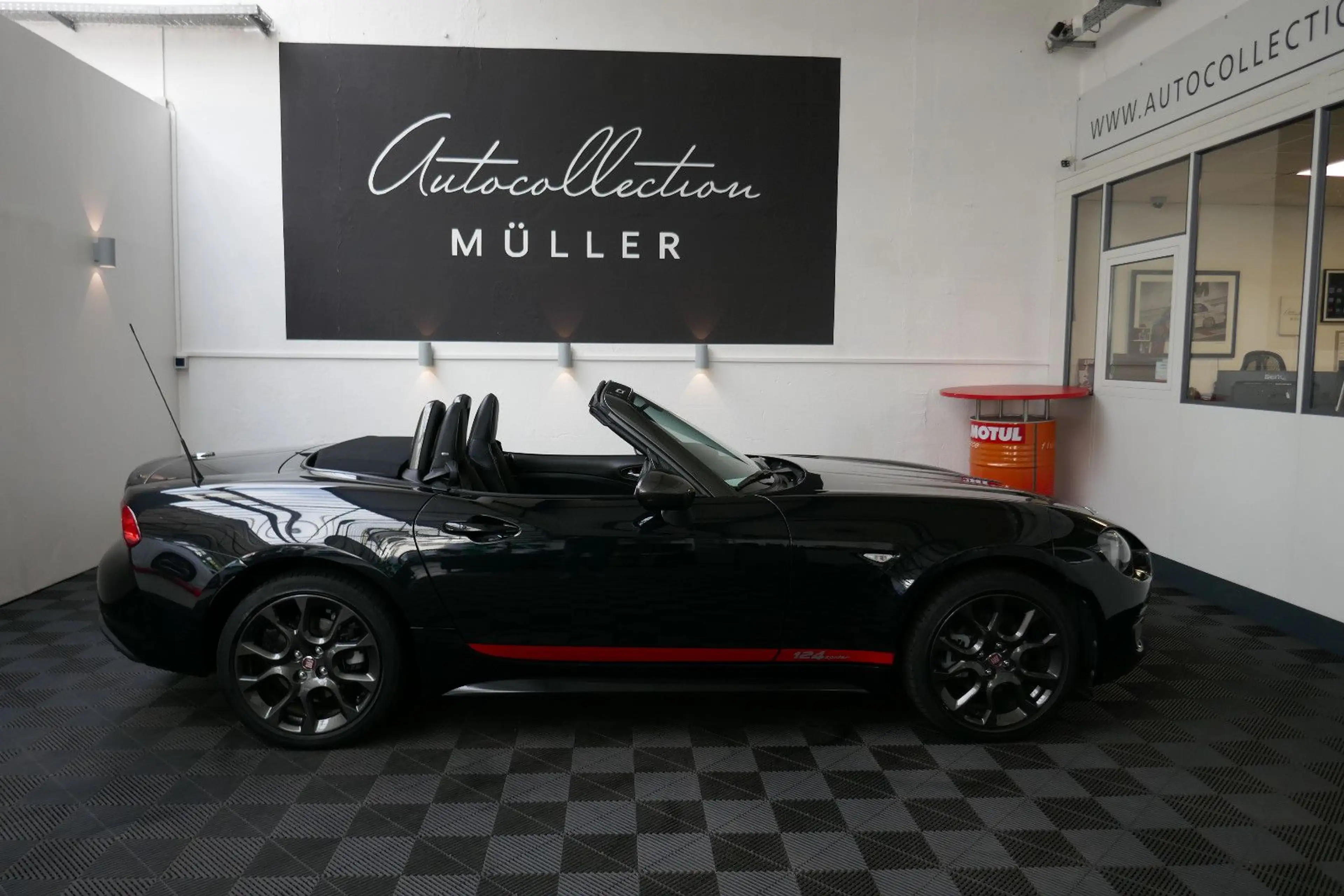 Fiat 124 Spider Lusso S-Design *DAB+*BOSE*LED*KAMERA* — photo 2