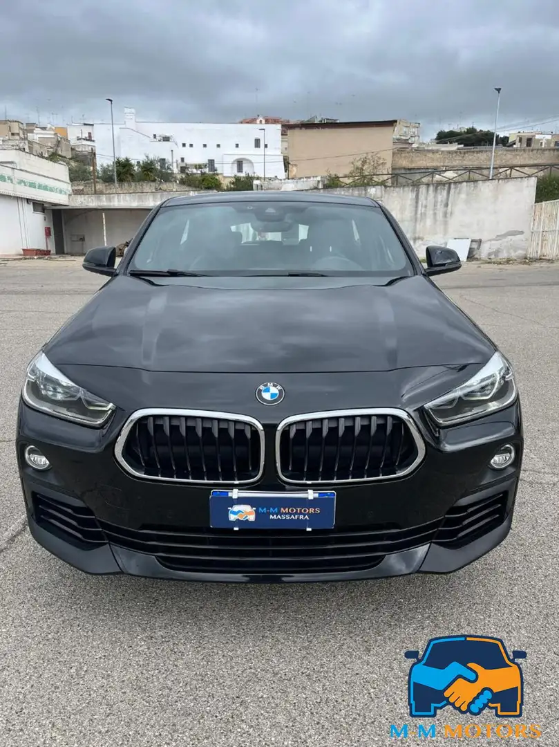 BMW X2 sDrive18d Business-X Automatica Noir - 2