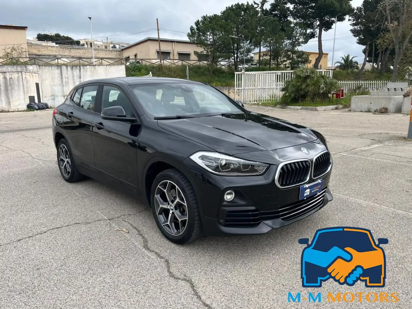 BMW X2 sDrive18d Business-X Automatica Noir - 1
