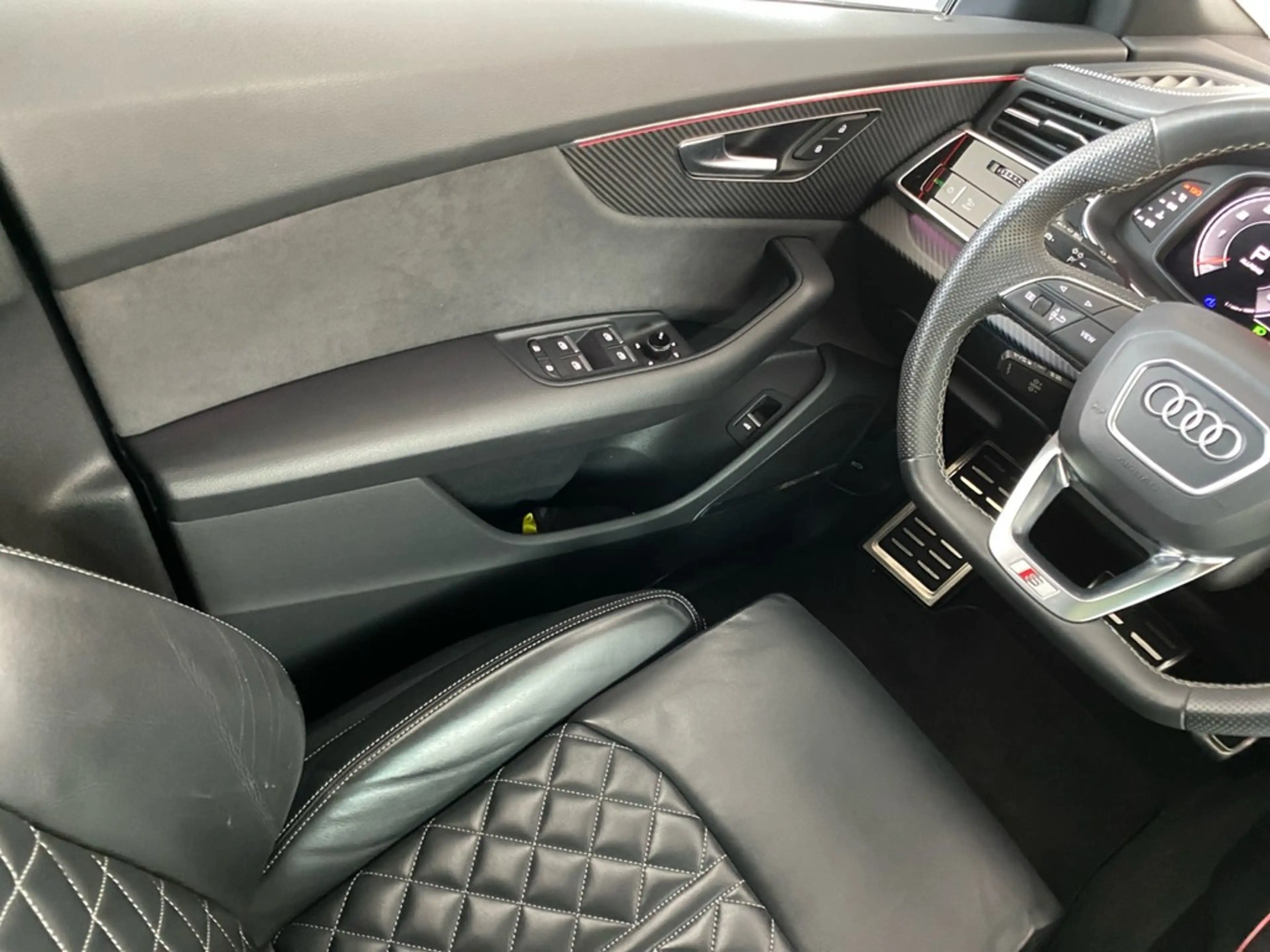 Audi SQ8 4.0 TFSI quattro PANO+AHK+360°+B&O+23"+AIR+ — photo 12