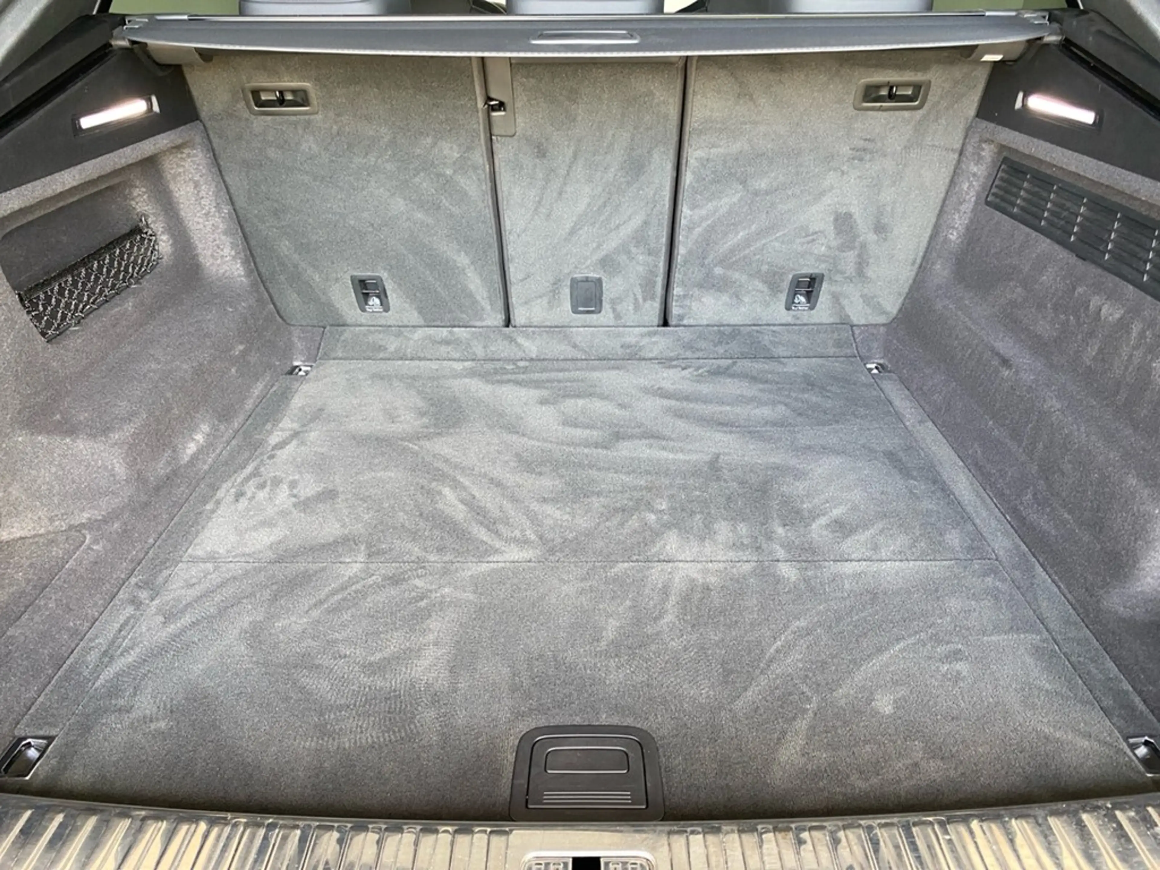 Audi SQ8 4.0 TFSI quattro PANO+AHK+360°+B&O+23"+AIR+ — photo 13