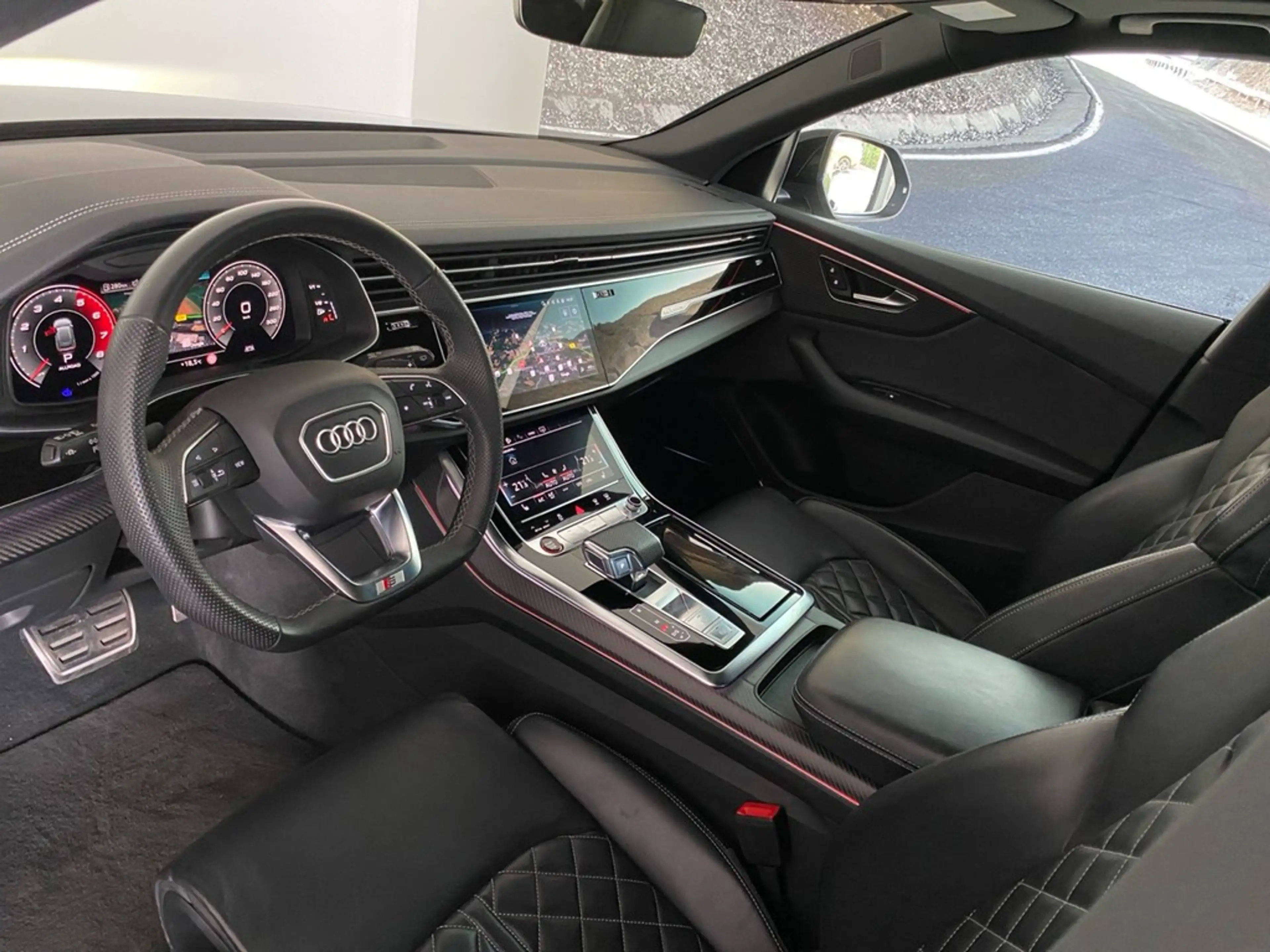 Audi SQ8 4.0 TFSI quattro PANO+AHK+360°+B&O+23"+AIR+ — photo 3