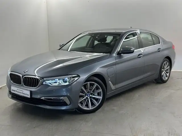 BMW 530 530e Luxury auto