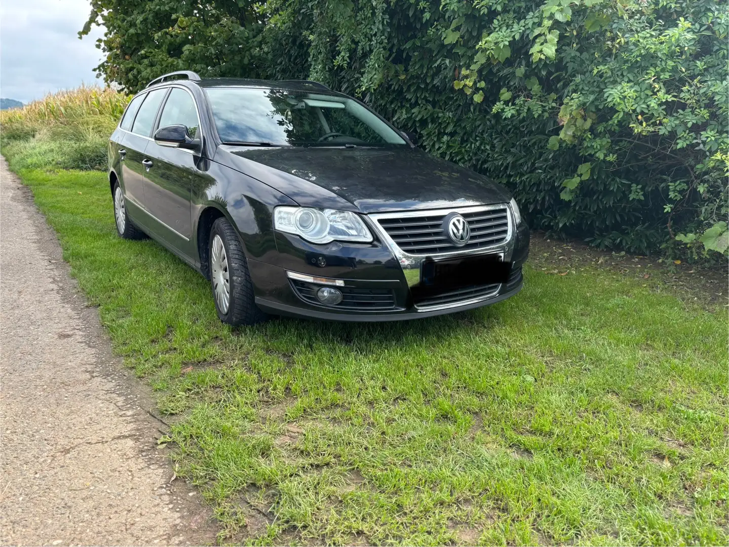 Volkswagen Passat 2.0 TDI Comfortline Schwarz - 1
