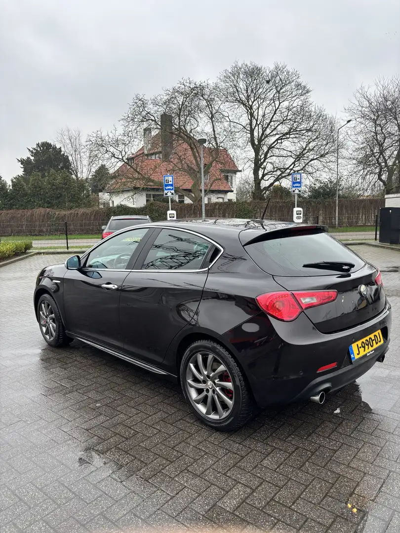 Alfa Romeo Giulietta 2.0 JTDM 16V Turismo - 2