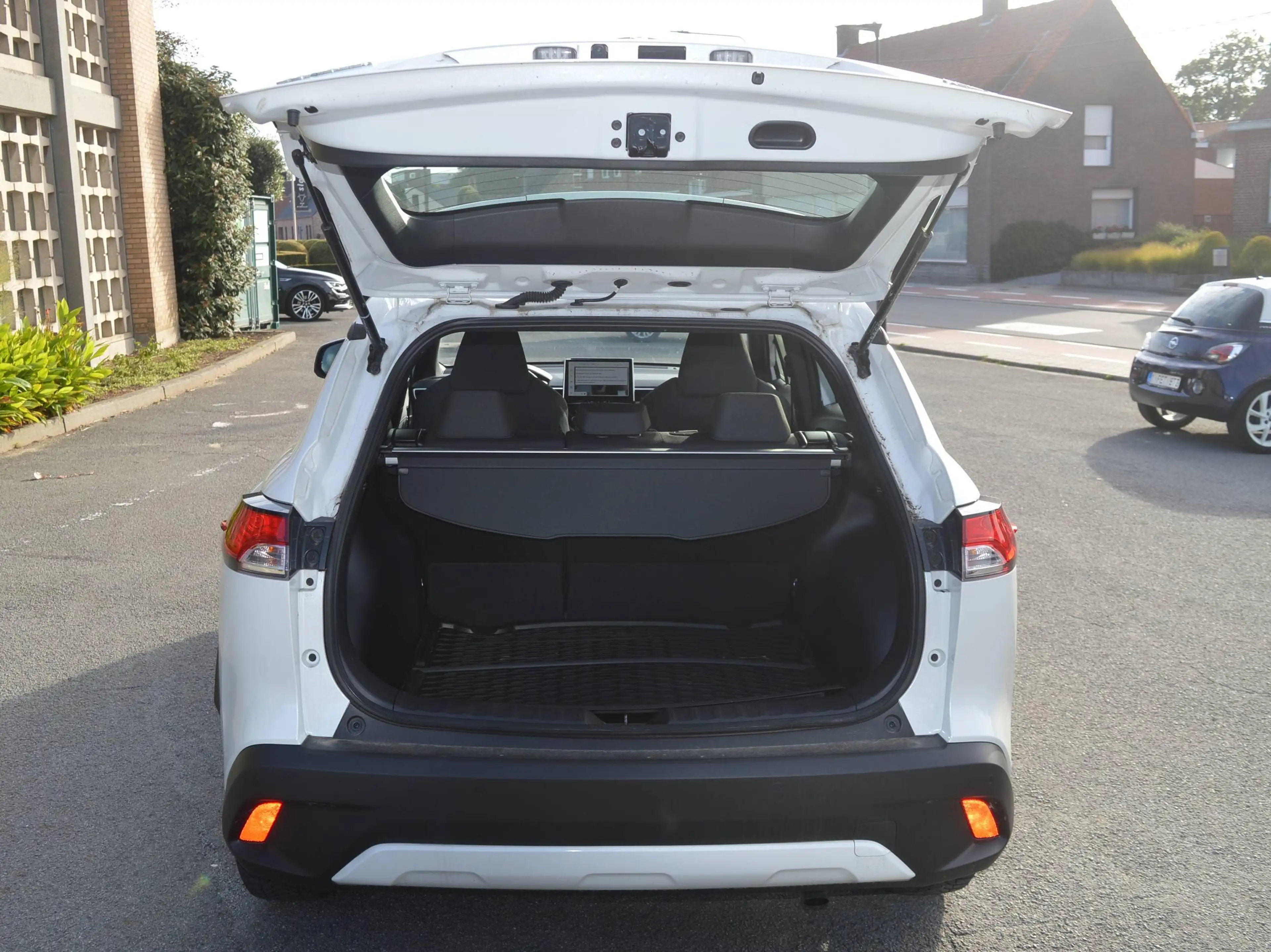 Toyota Corolla Cross Corolla Cross Hybrid 1.8 2WD Dynamic e-CVT (103 kW) — photo 8