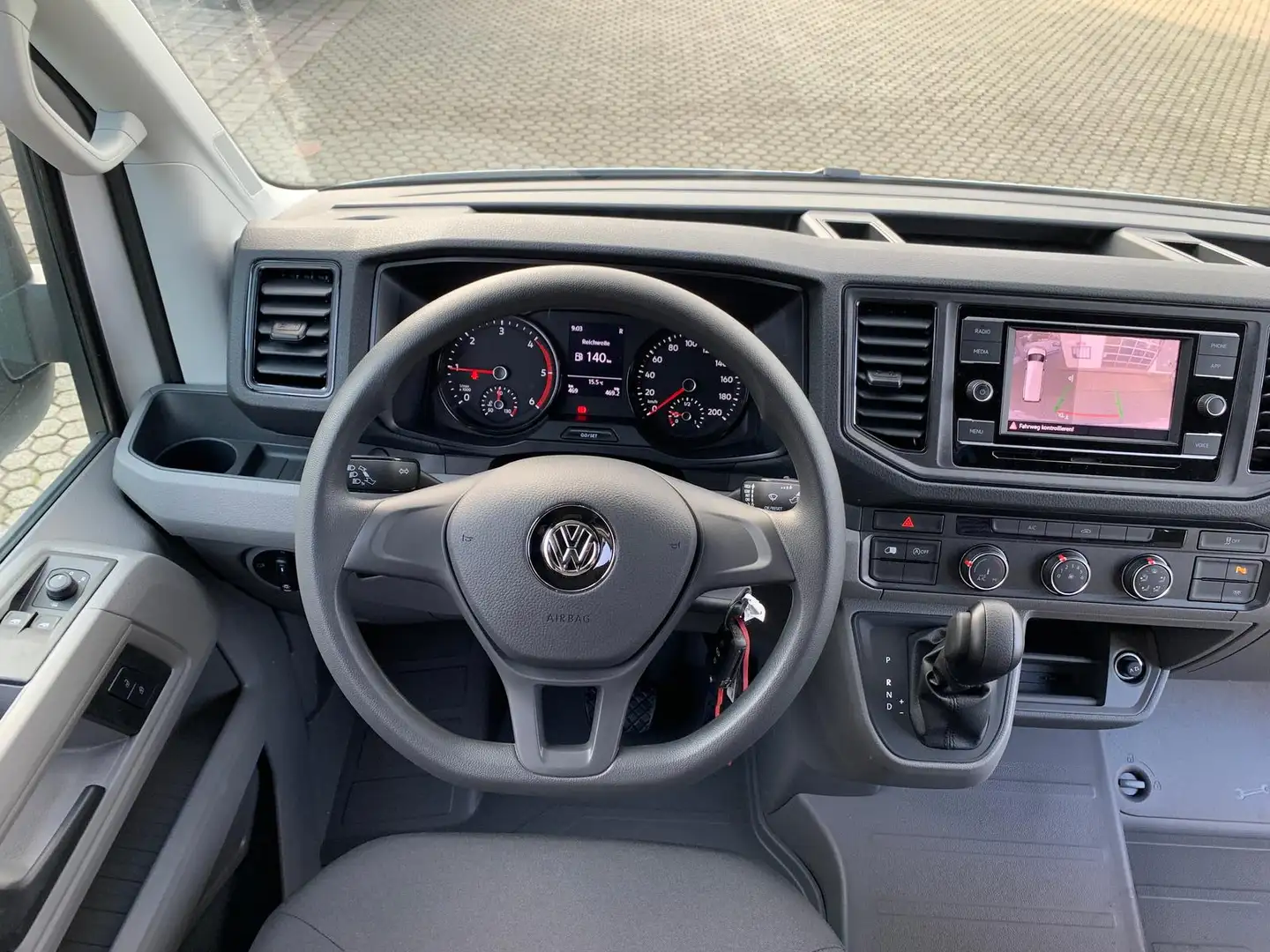 Volkswagen Crafter 35 Kasten MR hoch FWD L3H3 AHK 3,0t Kamera Weiß - 2