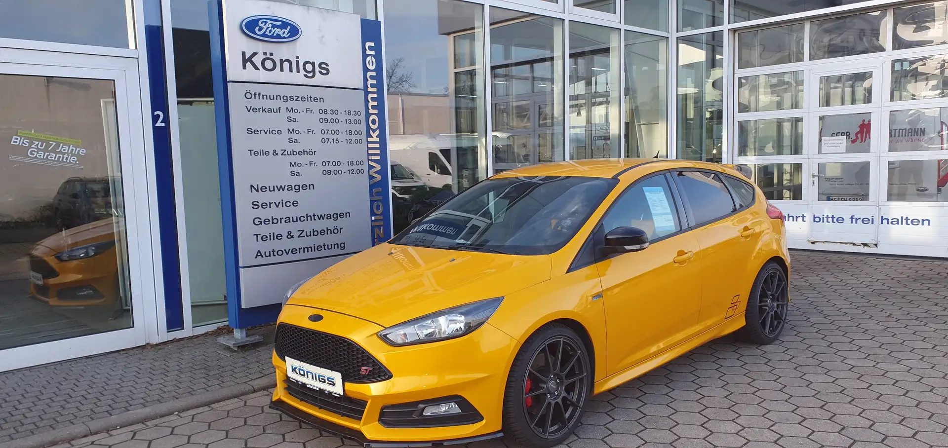 Ford Focus ST "Navigationssystem - Key-Freesystem " Gelb - 1