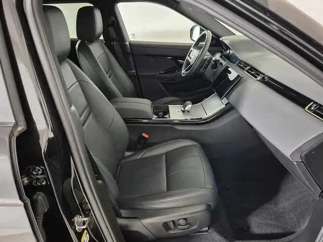 Land Rover Range Rover Evoque view 3