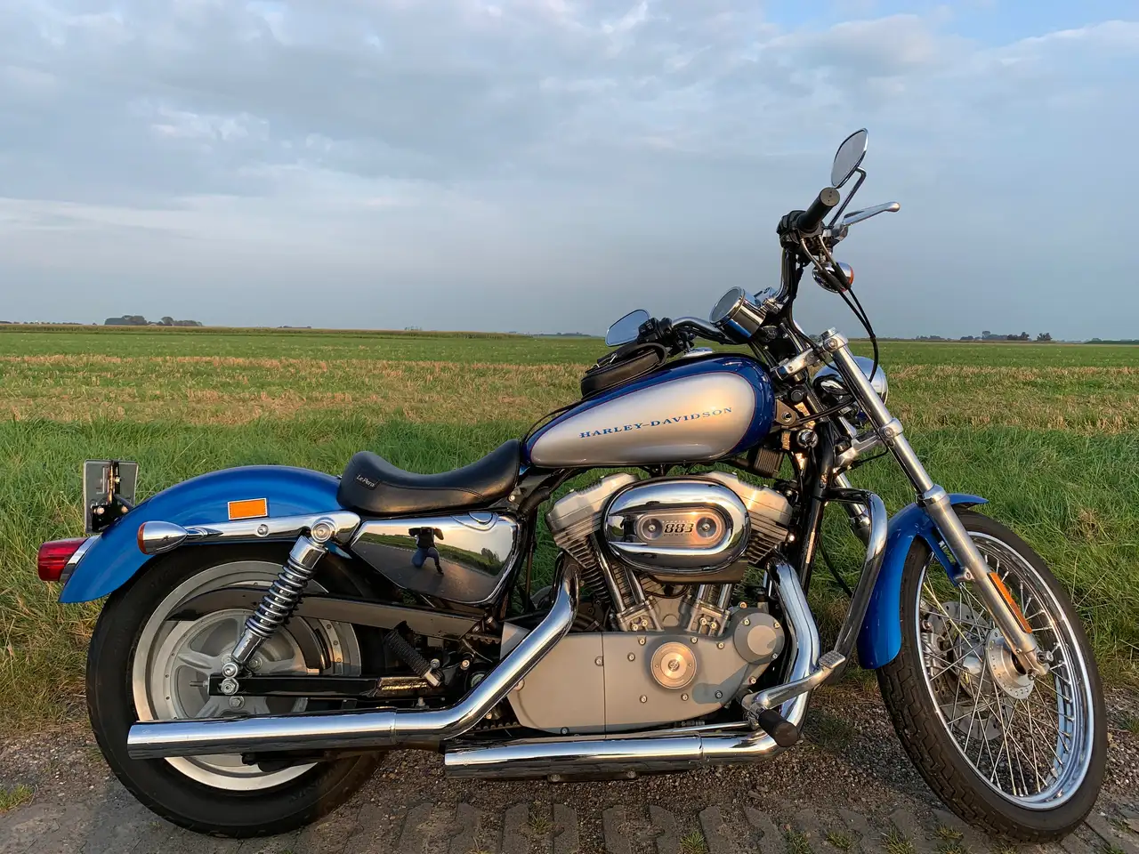 Harley-Davidson Sportster 883