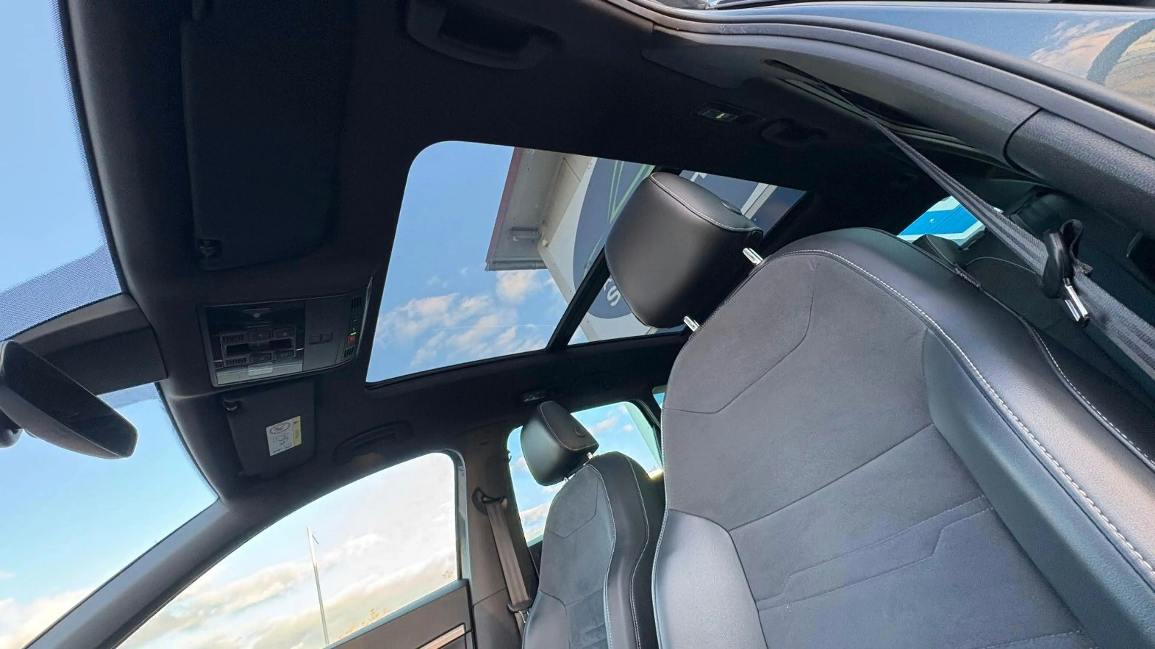 SEAT Ateca 1.5TSI Xperience 360°Kam Pano ACC Asst.Sys — photo 14