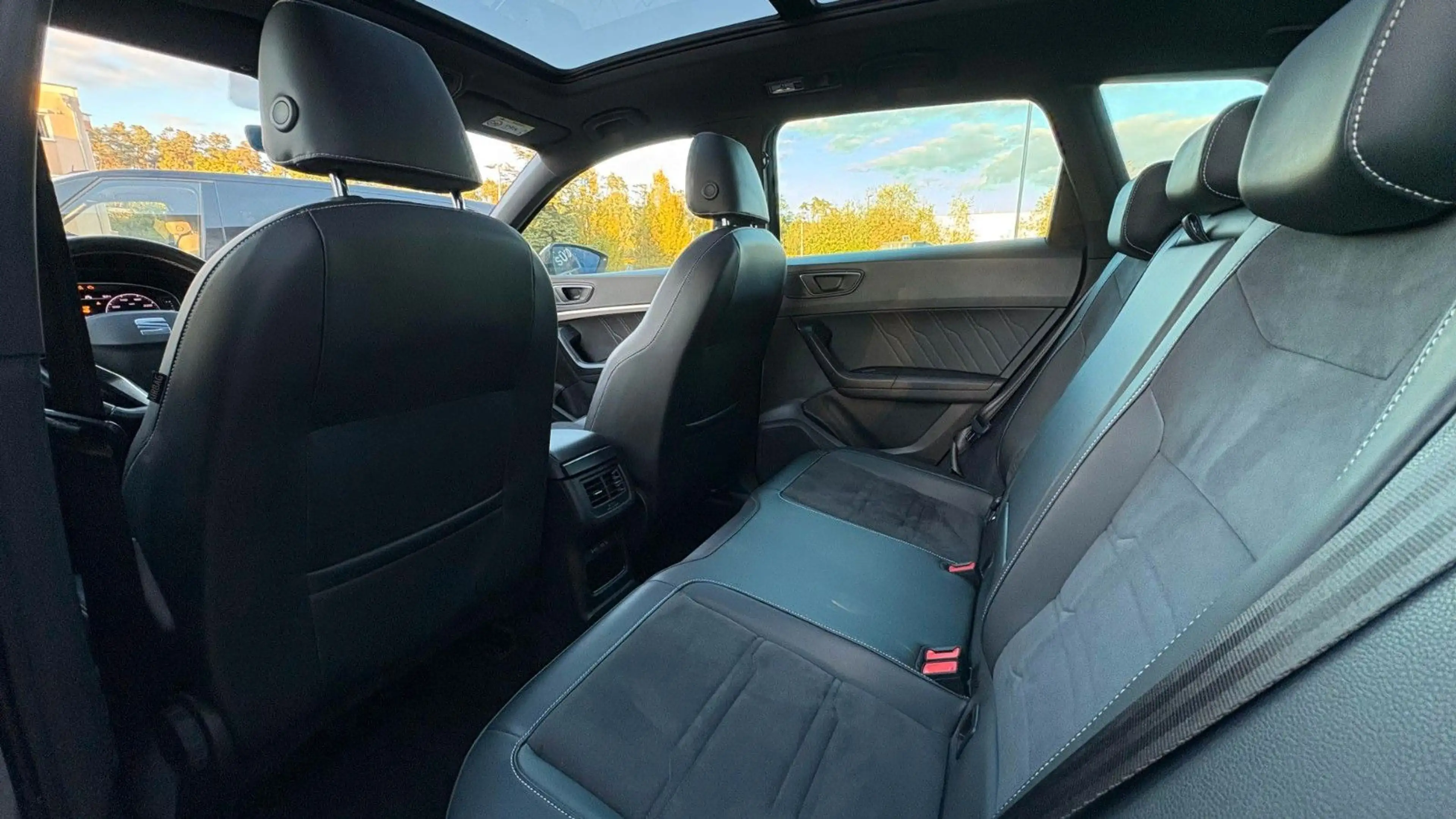 SEAT Ateca 1.5TSI Xperience 360°Kam Pano ACC Asst.Sys — photo 15