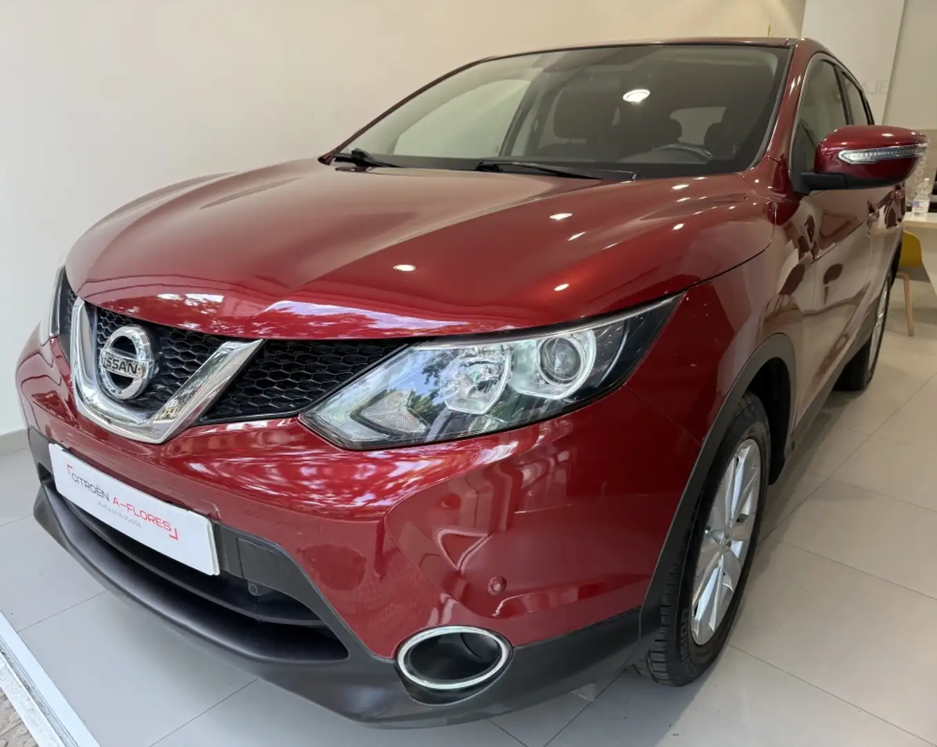 Nissan Qashqai 1.5dCi Acenta 4x2 Burdeos - 1