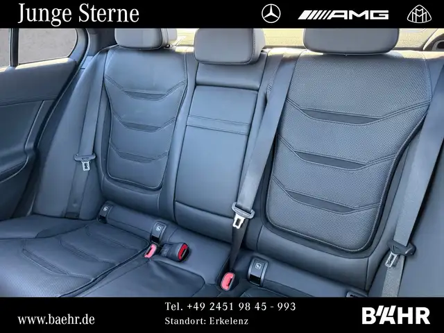 Mercedes-Benz C-Class view 9