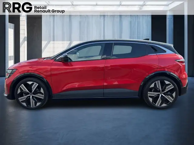 Renault Megane E-Tech view 2