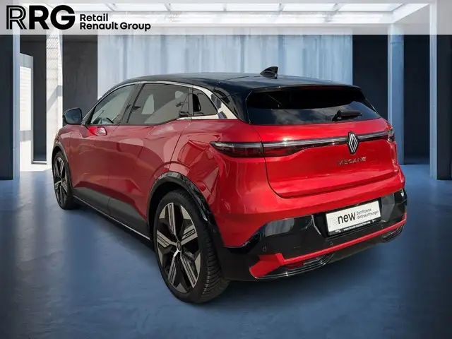 Renault Megane E-Tech view 4