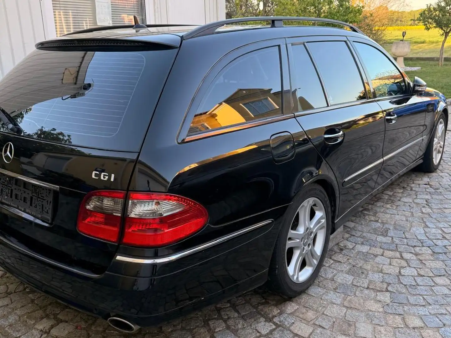Mercedes-Benz 350 Avantgarde Schwarz - 2