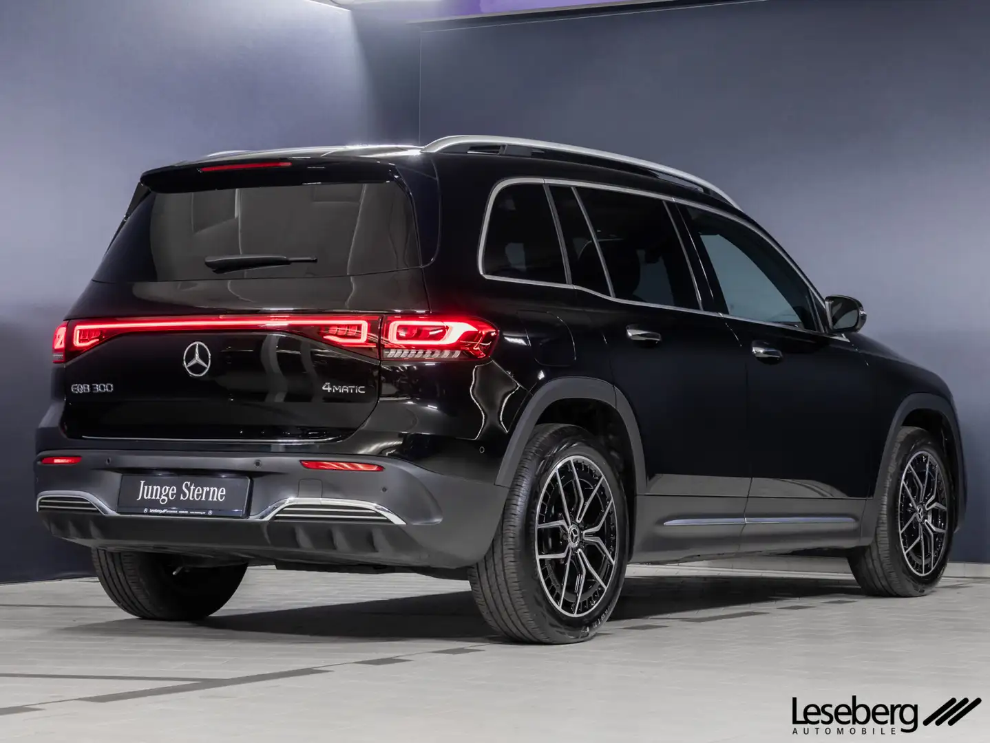 Mercedes-Benz EQB 300 EQB 300 4M AMG LED/Pano/Distro./360°/Head-Up/DAB Noir - 2