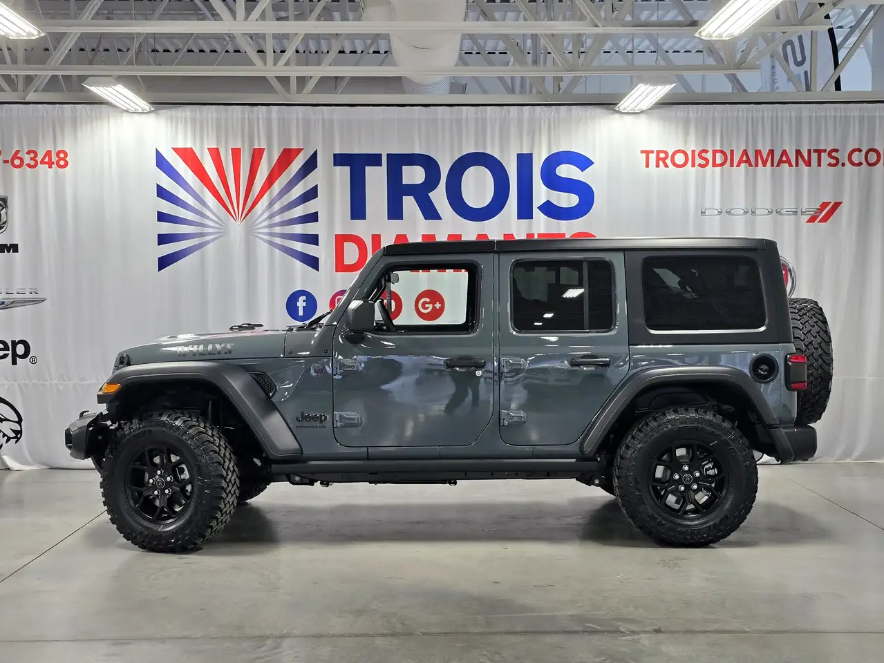 Jeep Wrangler снимка Jeep Wrangler