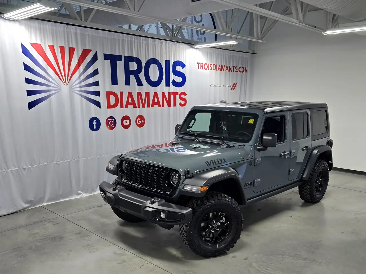 Jeep Wrangler снимка Jeep Wrangler