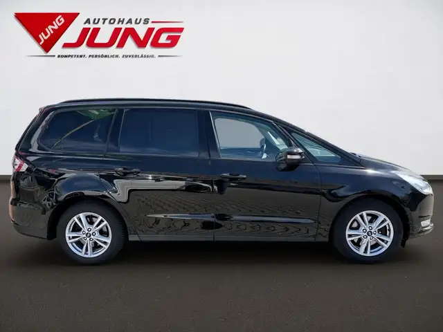 Ford Galaxy view 6