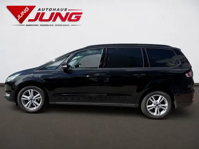 Ford Galaxy view 9
