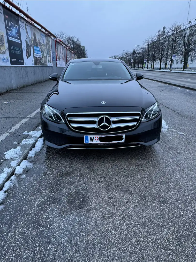 Mercedes-Benz E 220 d Avantgarde Aut. - 1