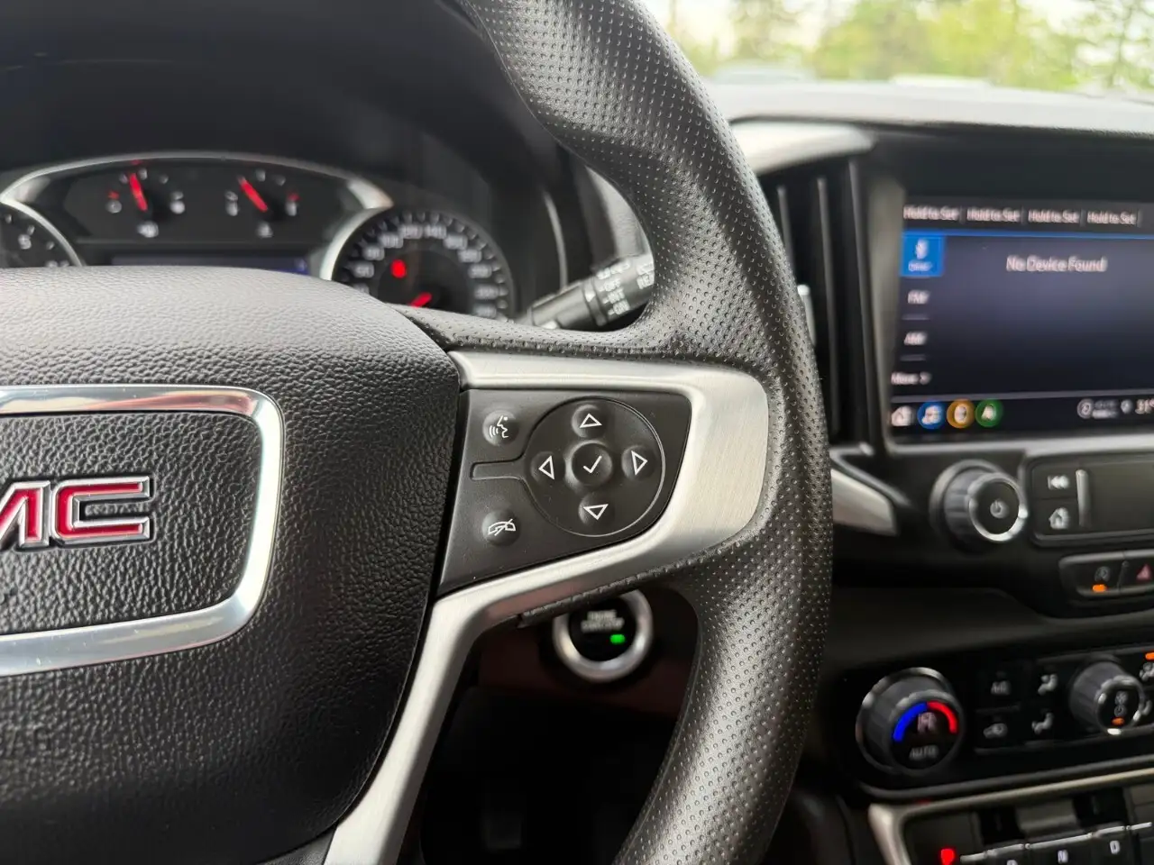 GMC Terrain photo GMC Terrain