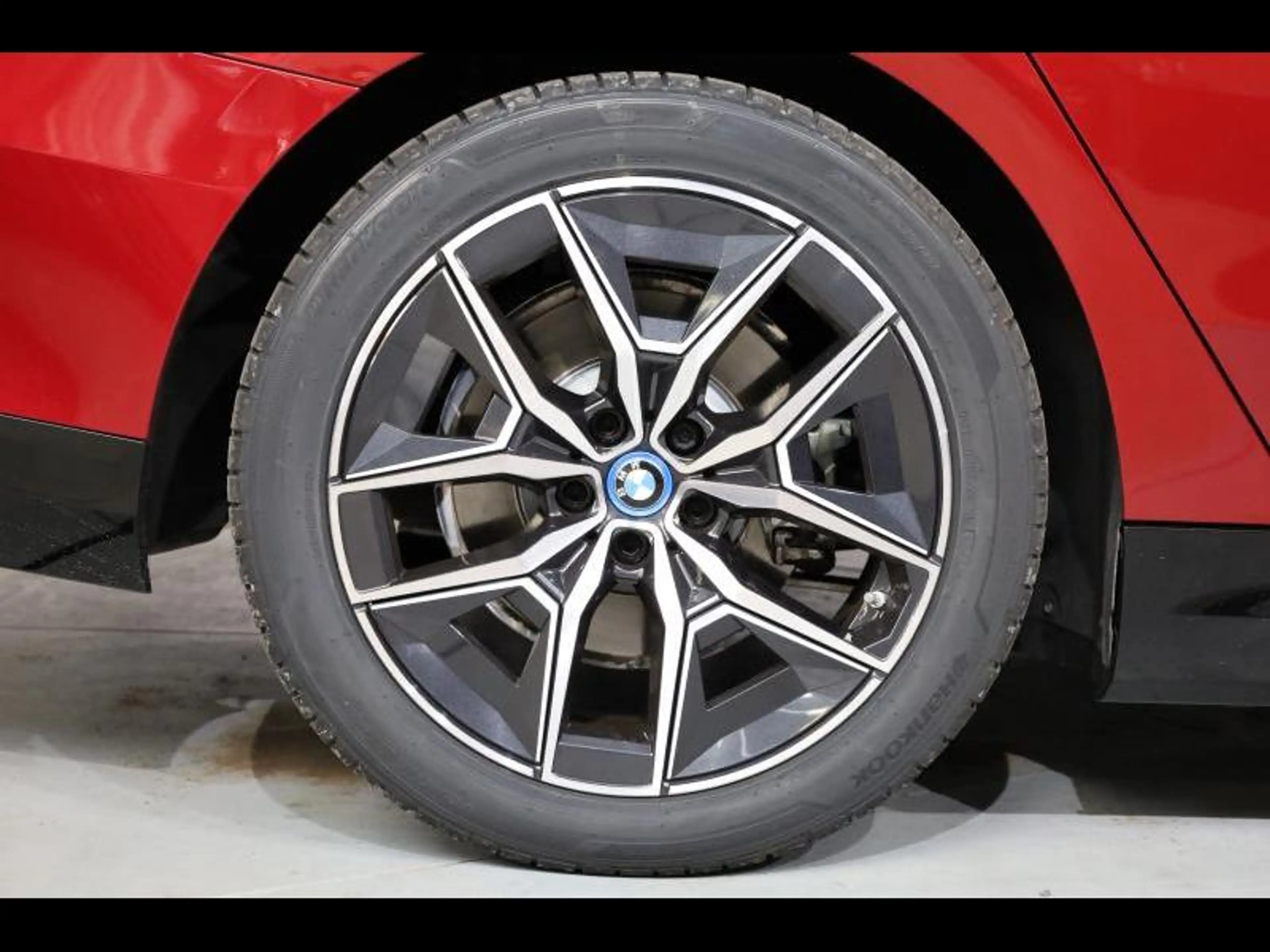 BMW 530 e Berline Kit M Sport — photo 4