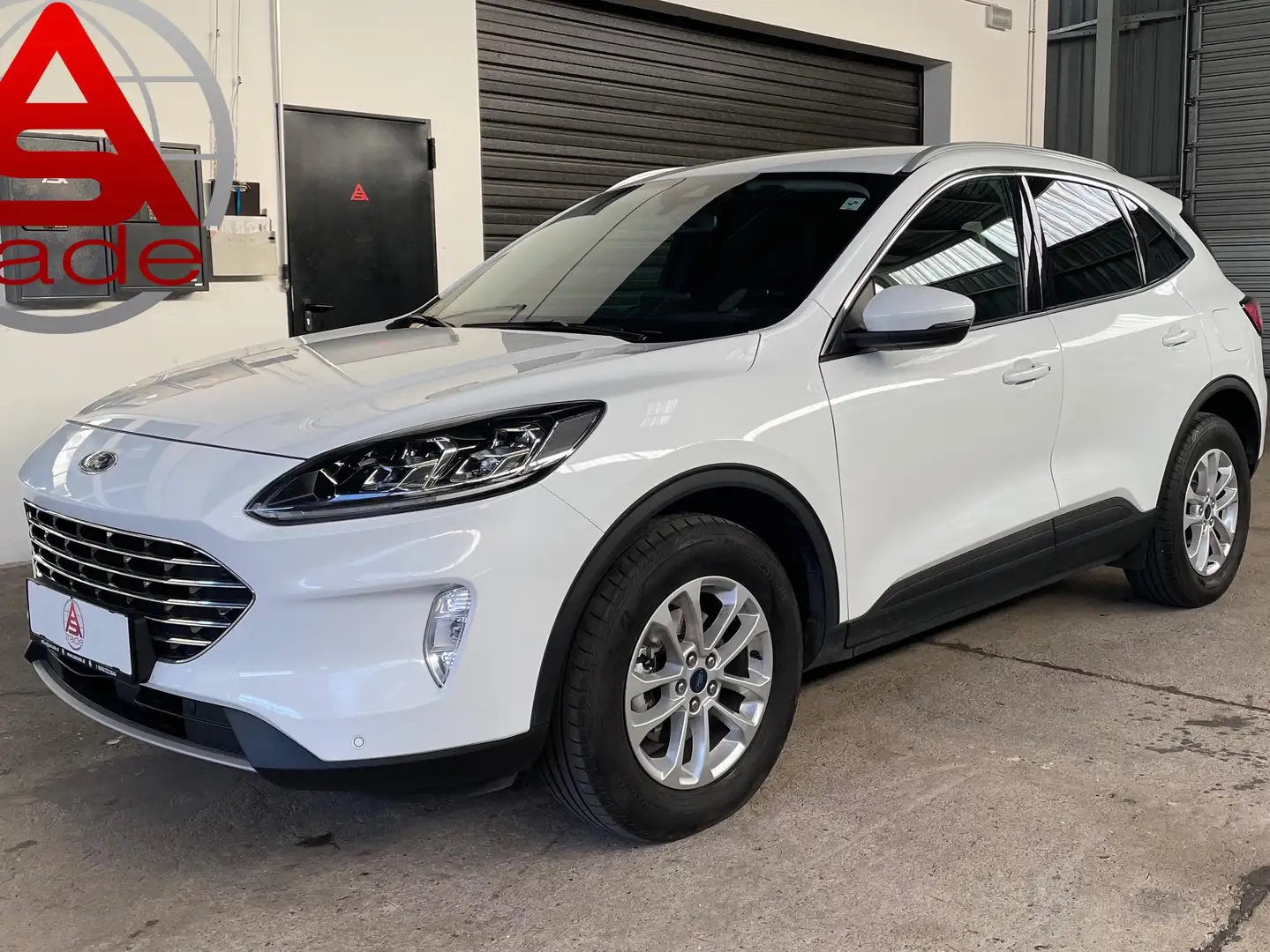Ford Kuga Hybrid*2,5* Titanium X*Aut Weiß - 1