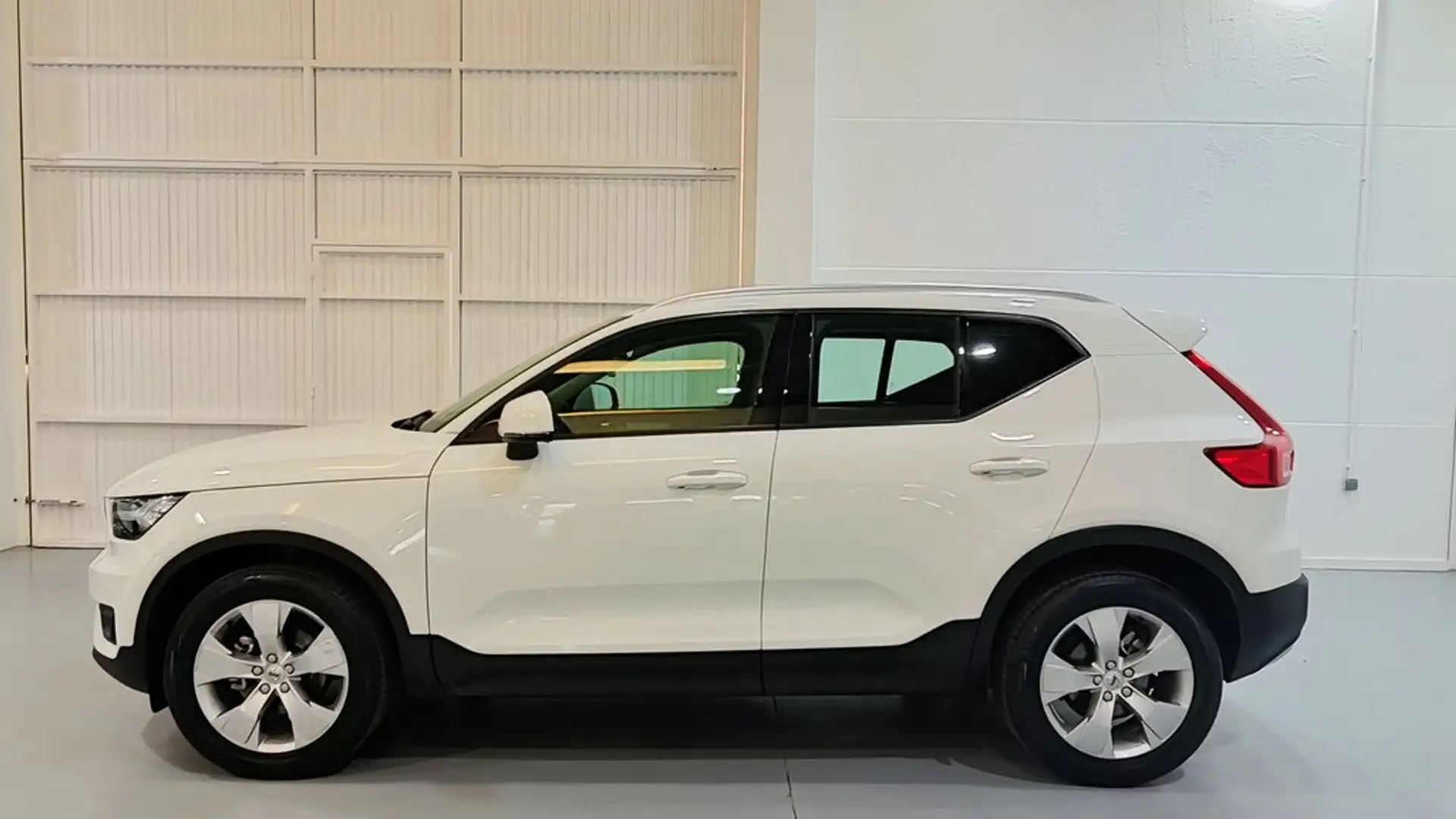 Volvo XC40 D3 Inscription Blanco - 2