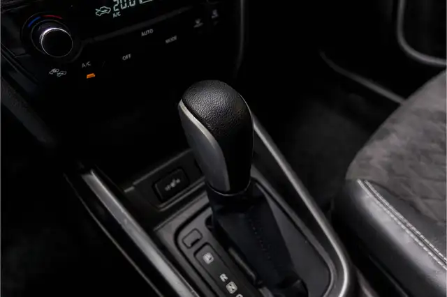 Suzuki Vitara view 30
