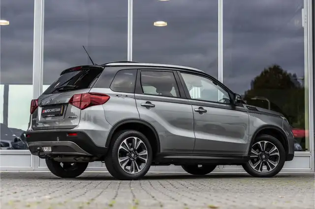 Suzuki Vitara view 2