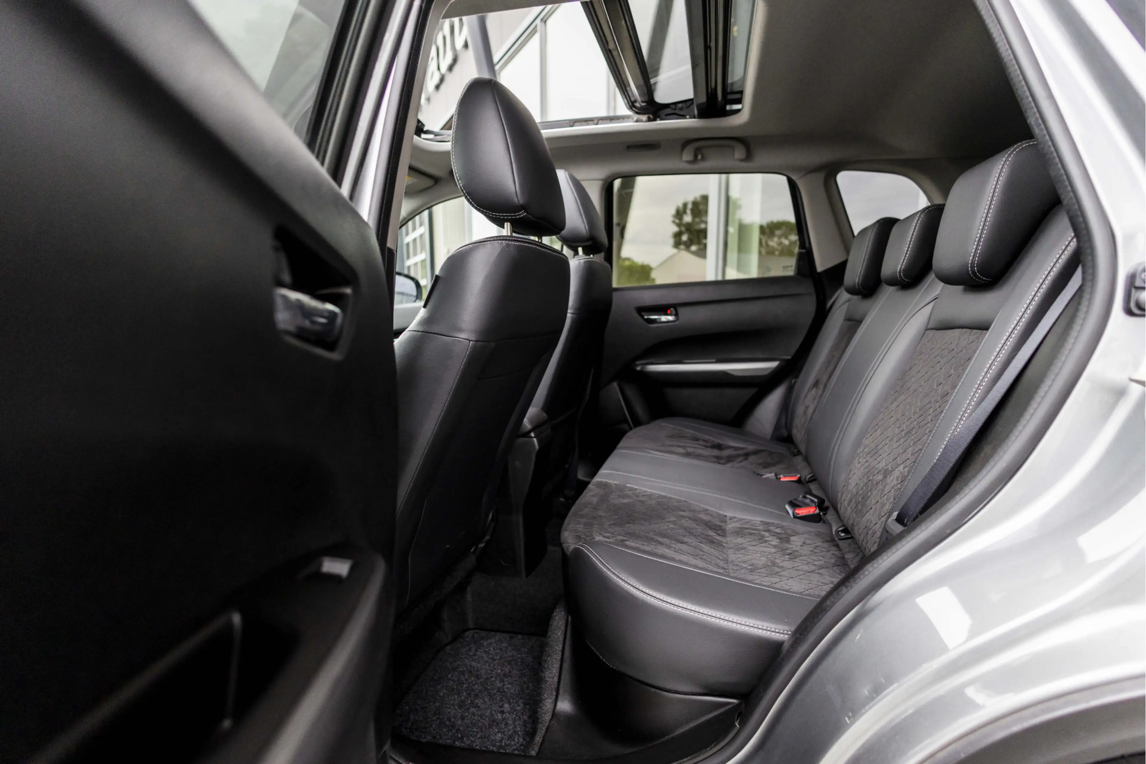 Suzuki Vitara 1.4 Boosterjet Select | Pano | Trekhaak | Carplay — photo 10