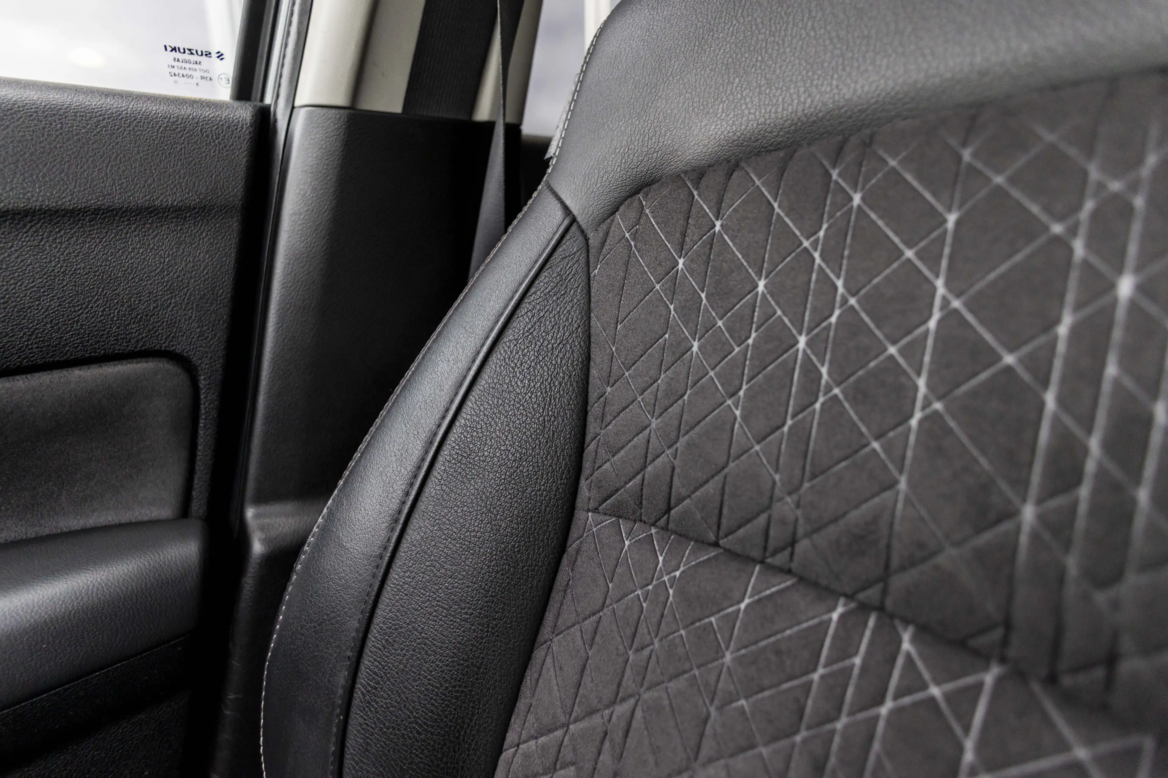 Suzuki Vitara 1.4 Boosterjet Select | Pano | Trekhaak | Carplay — photo 11
